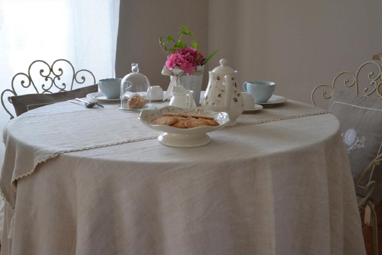 La Dimora Di Artemide Bed & Breakfast นิเคลิโน ภายนอก รูปภาพ